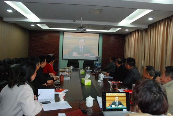 交建集团党委中心组带头学习习近平参加重庆代表团审议的重要讲话精神.JPG